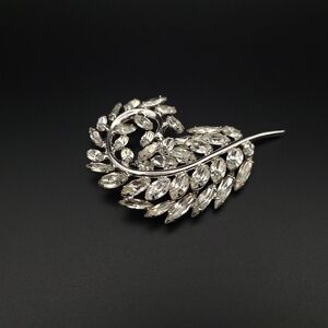 Vintage Rhinestone Leaf Brooch Silver Marquise Crystal Floral Pin Statement